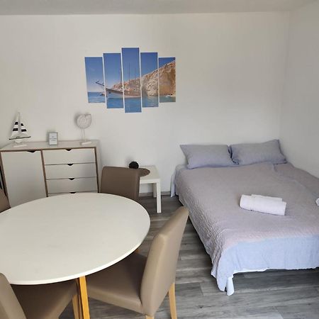 Apartments Boric Cres Exterior photo